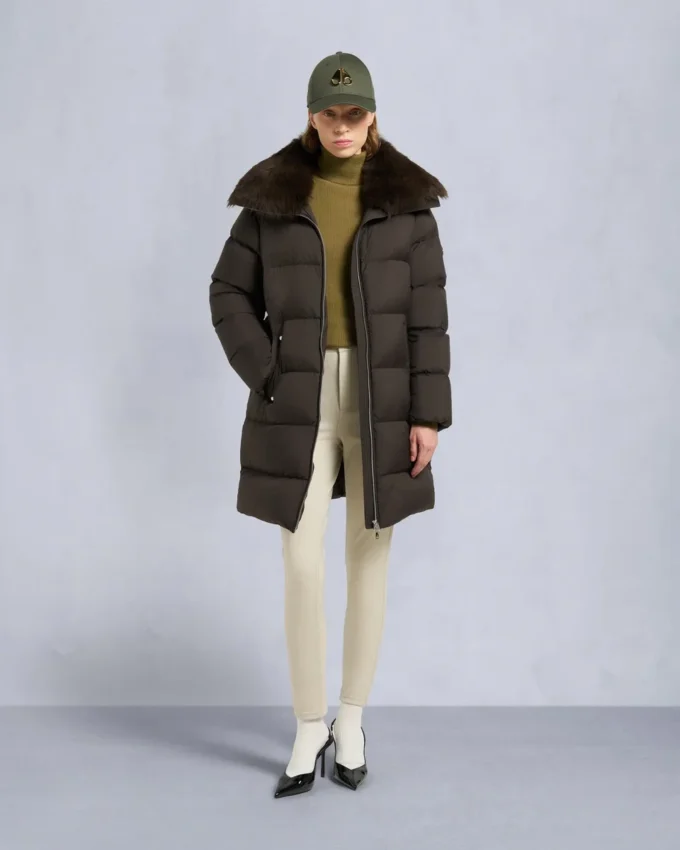 Belle Dune lang shearling-trimmet pufferjakke