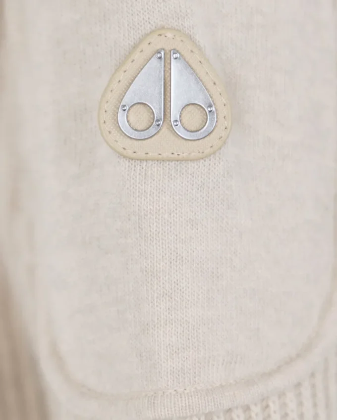 Corina genser med glidelås